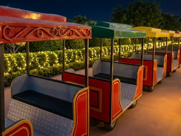 Red Trackless Toy Train – 12 Seater Plus